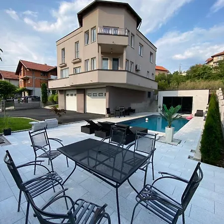 Sunrise With Swimming Pool Villa Sarajevo